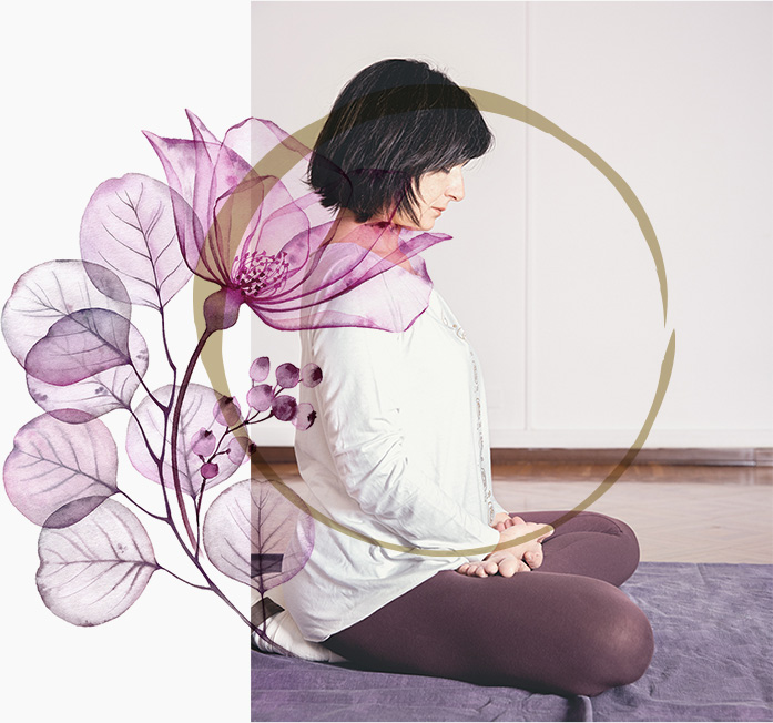 barbara seduta a terra durante sessione di meditazione